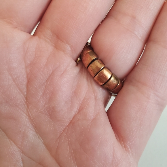 Jewel Stretch Cockail Ring - Picture 7 of 8